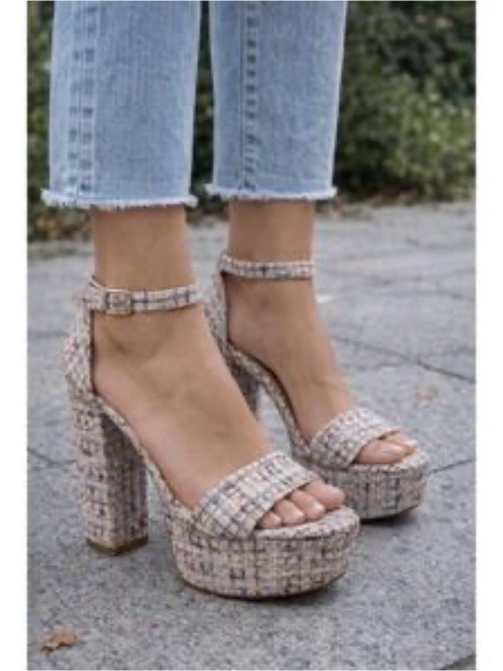 Chinese Laundry Chunky Platform Ankle-Strap Sandals in Tweed Size 8.5